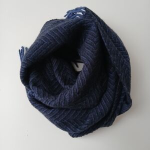 Carraig Donn 100% Wool Scarf Navy Blue Rectangle Men's